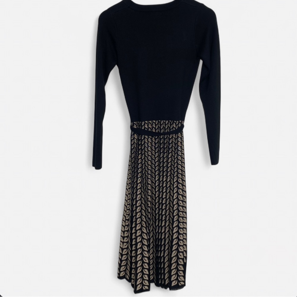 Max Studio Black & Tan Sweater Midi Dress XS Long Sleeve Quiet Luxury - Picture 2 of 11